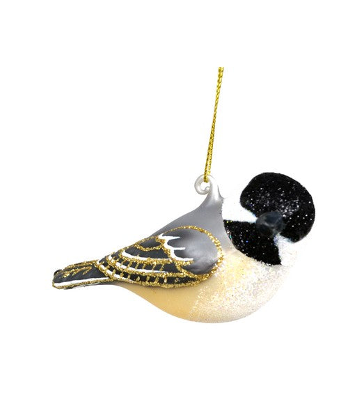 Turned Head Chickadee